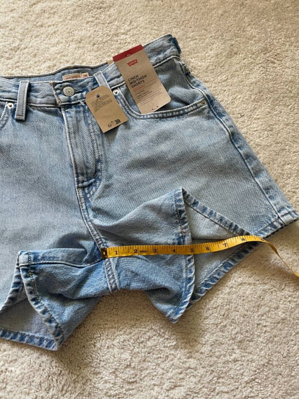 NWT Levi's Cinch High Rise Denim Shorts Size 28 - Picture 9 of 11